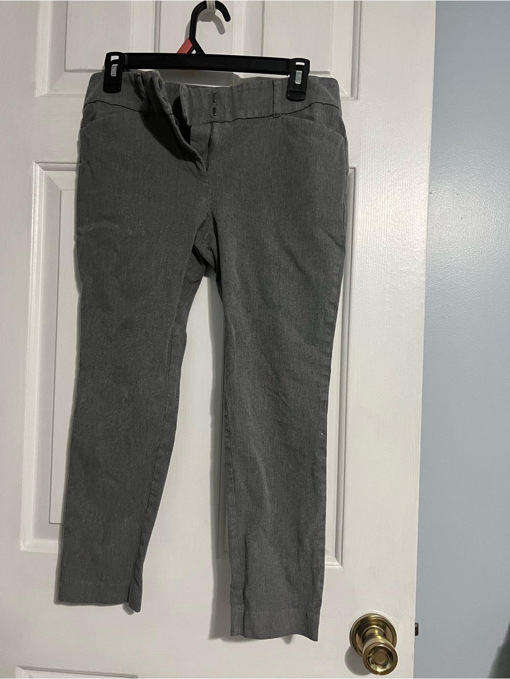 LOFT Gray Straight-Leg Pants Sutton Skinny Ankle